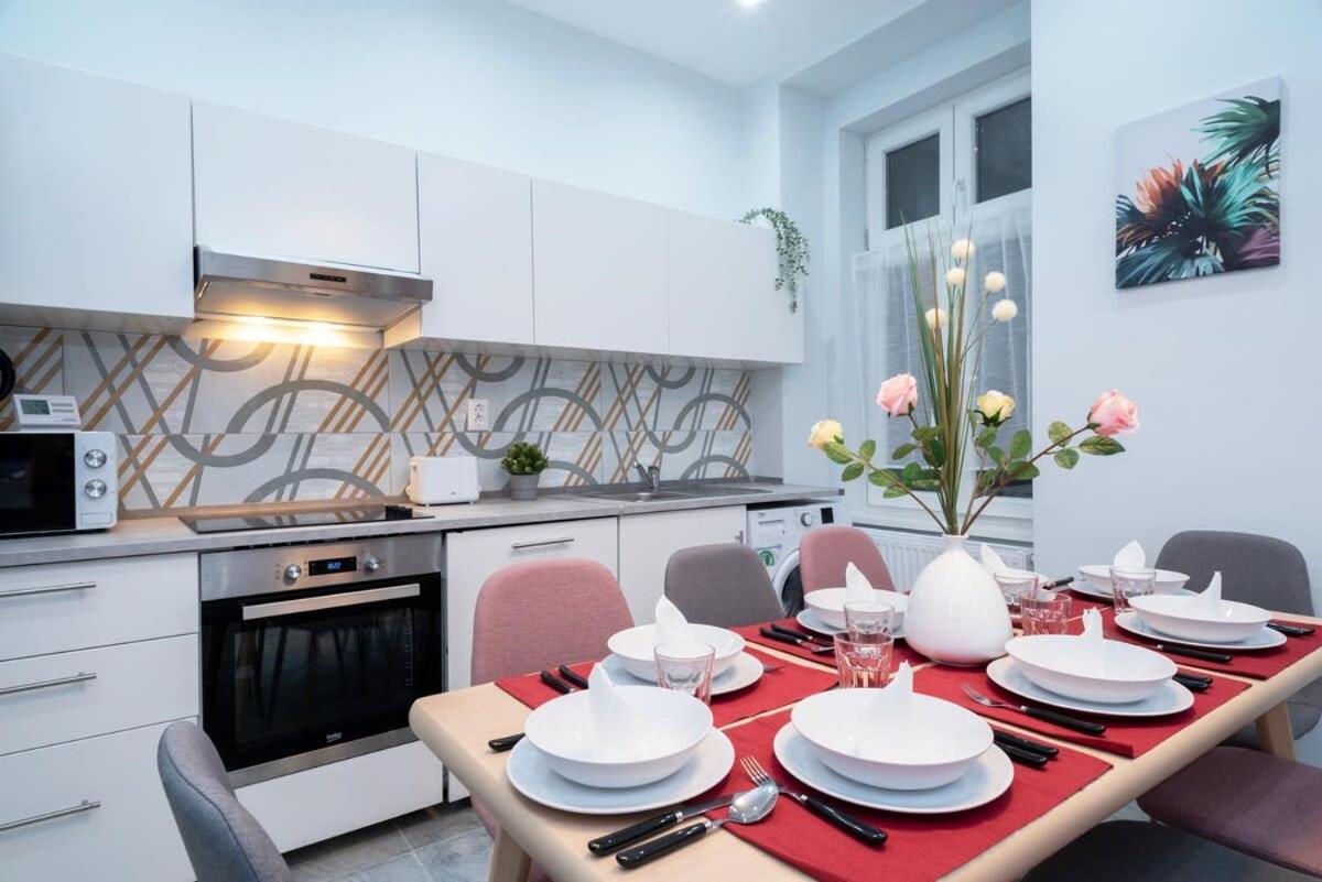 New Spacious Apartment At Superb Location Budapest Exterior foto